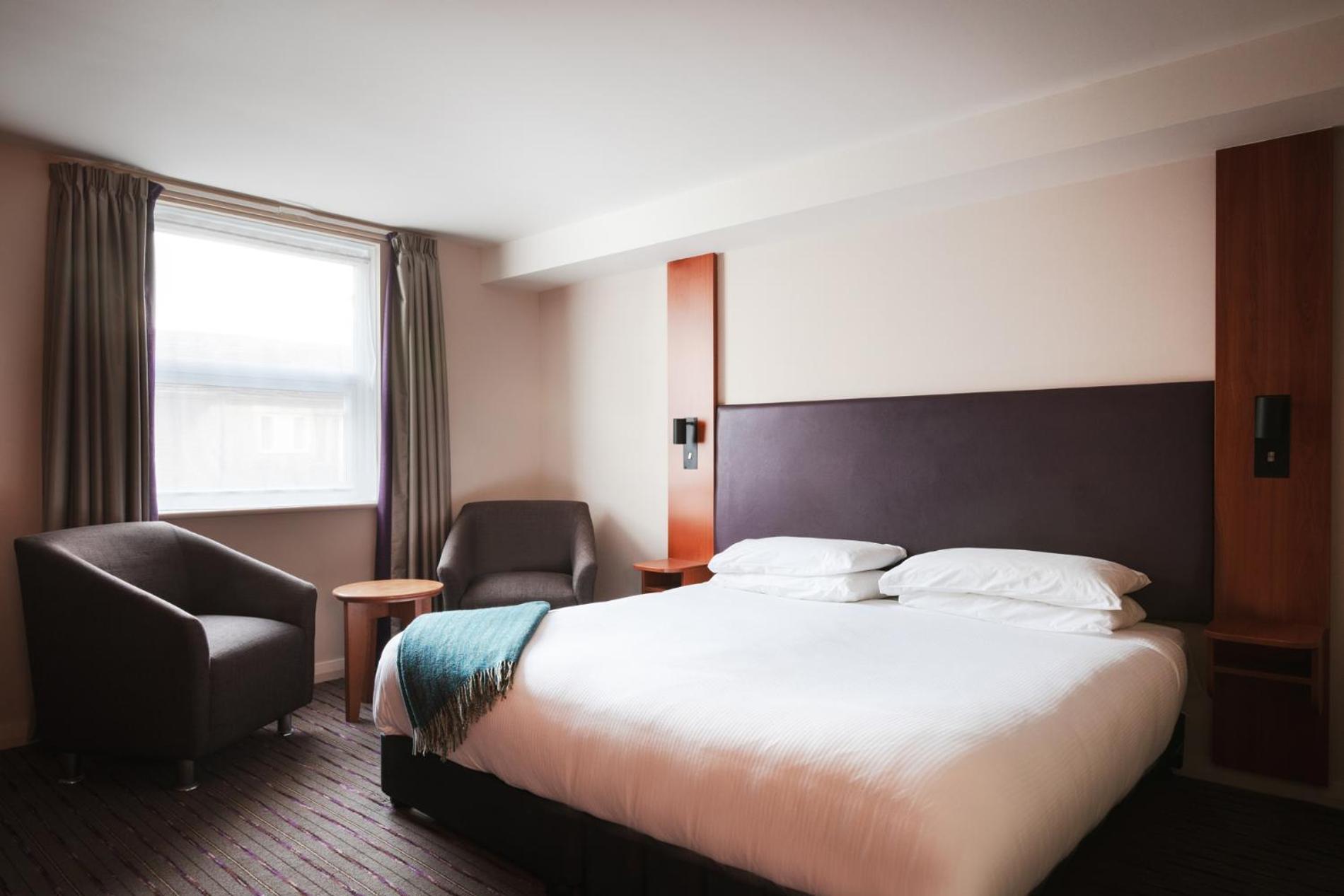 The Highwayman Hotel Честерфілд Екстер'єр фото